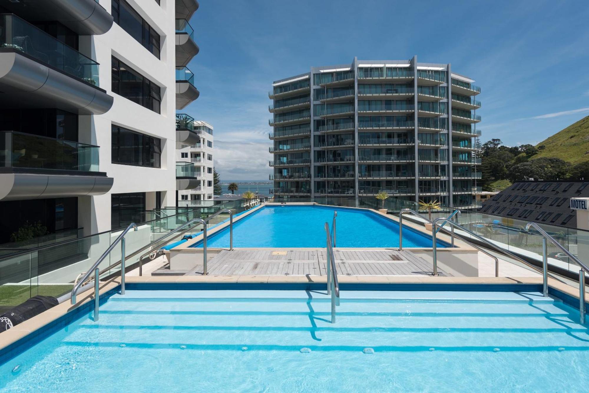 Marvelous Downtown Apartment Moments From Main Beach With Heated Pool, Gym And Parking Маунт Маунгануи Екстериор снимка
